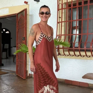 Abito lungo mattone Kenya ay