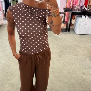 Pantaloni tabacco in lino con coulisse ep