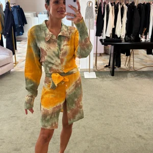 Abito giallo verde tie-dye in garza Don't@Me