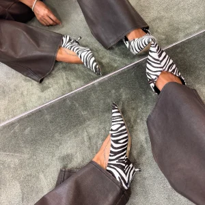 Décolleté zebrata tacco kitten