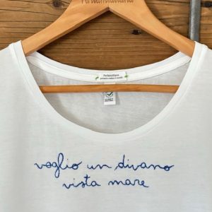 VOGLIO UN DIVANO VISTA MARE