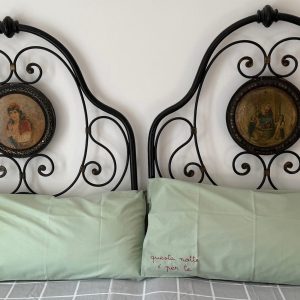 FEDERE “BUONANOTTE FIORELLINO / QUESTA NOTTE E’ PER TE” ricamate a mano (menta)