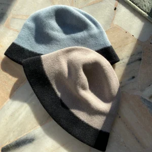 Cappello cloche bicolor