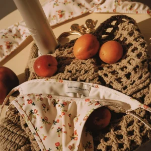 Afrodite – Slip Bikini Con Laccetti Regolabili Fiori